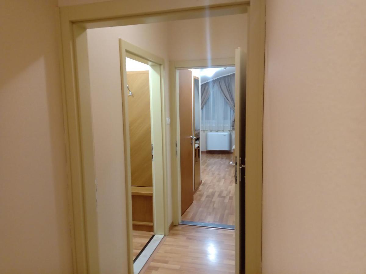 Gabi & Gabi Apartments Hajduszoboszlo Bagian luar foto