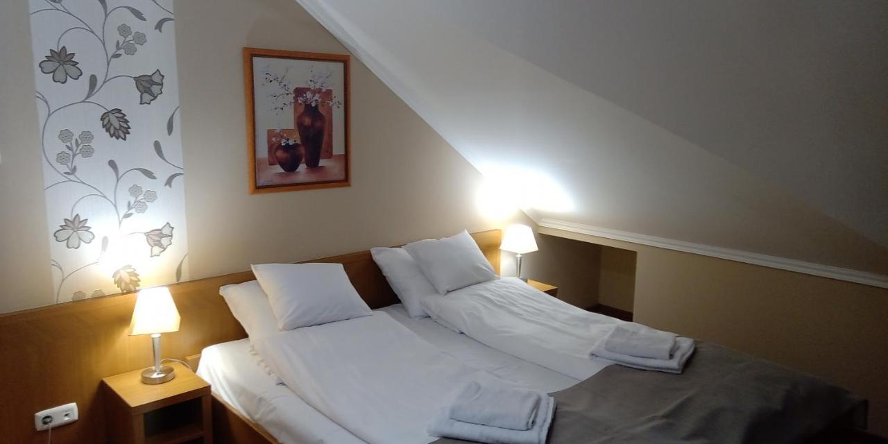 Gabi & Gabi Apartments Hajduszoboszlo Bagian luar foto
