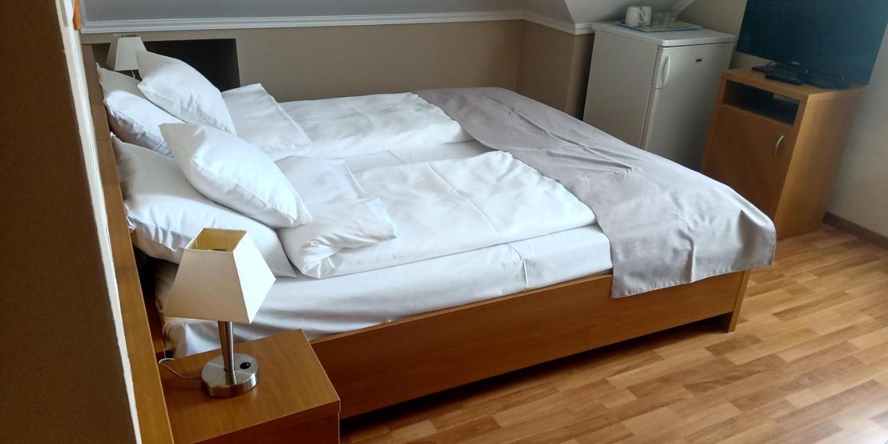 Gabi & Gabi Apartments Hajduszoboszlo Bagian luar foto